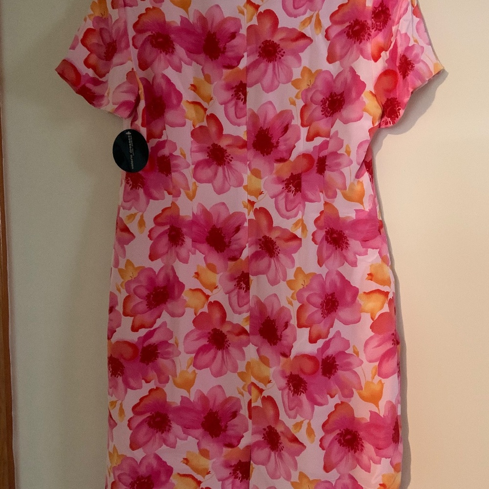 Bold floral dress - Picture 3 of 9